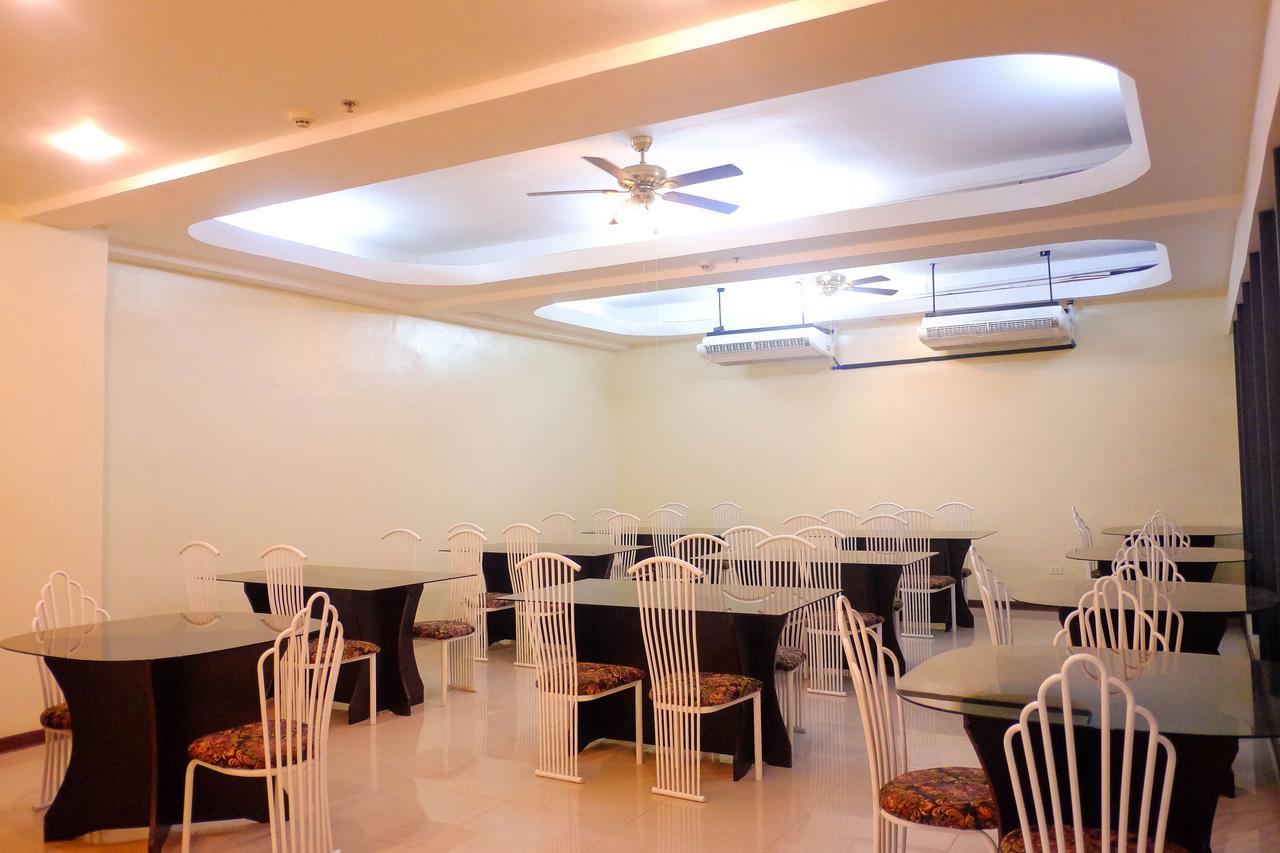 Metro Park Hotel Mandaue Cebu Kültér fotó