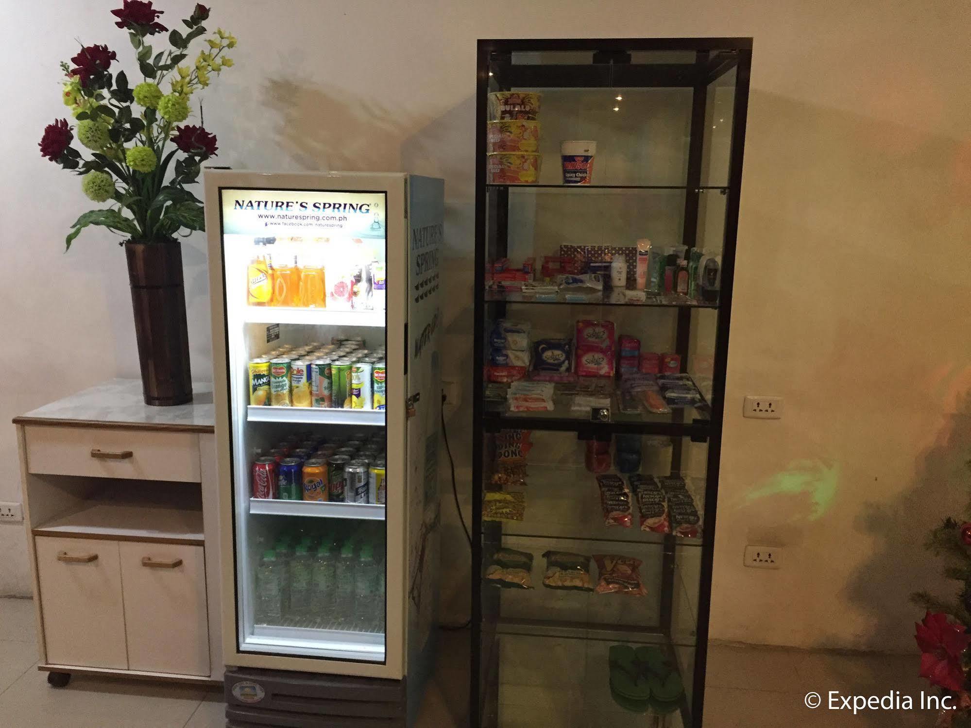 Metro Park Hotel Mandaue Cebu Kültér fotó